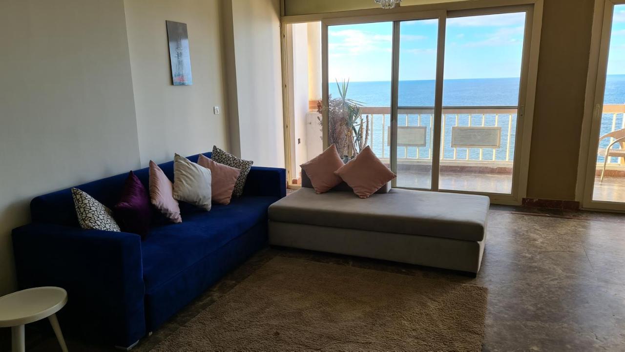 Midpoint Sea View - Families Only Apartment Александрия Екстериор снимка