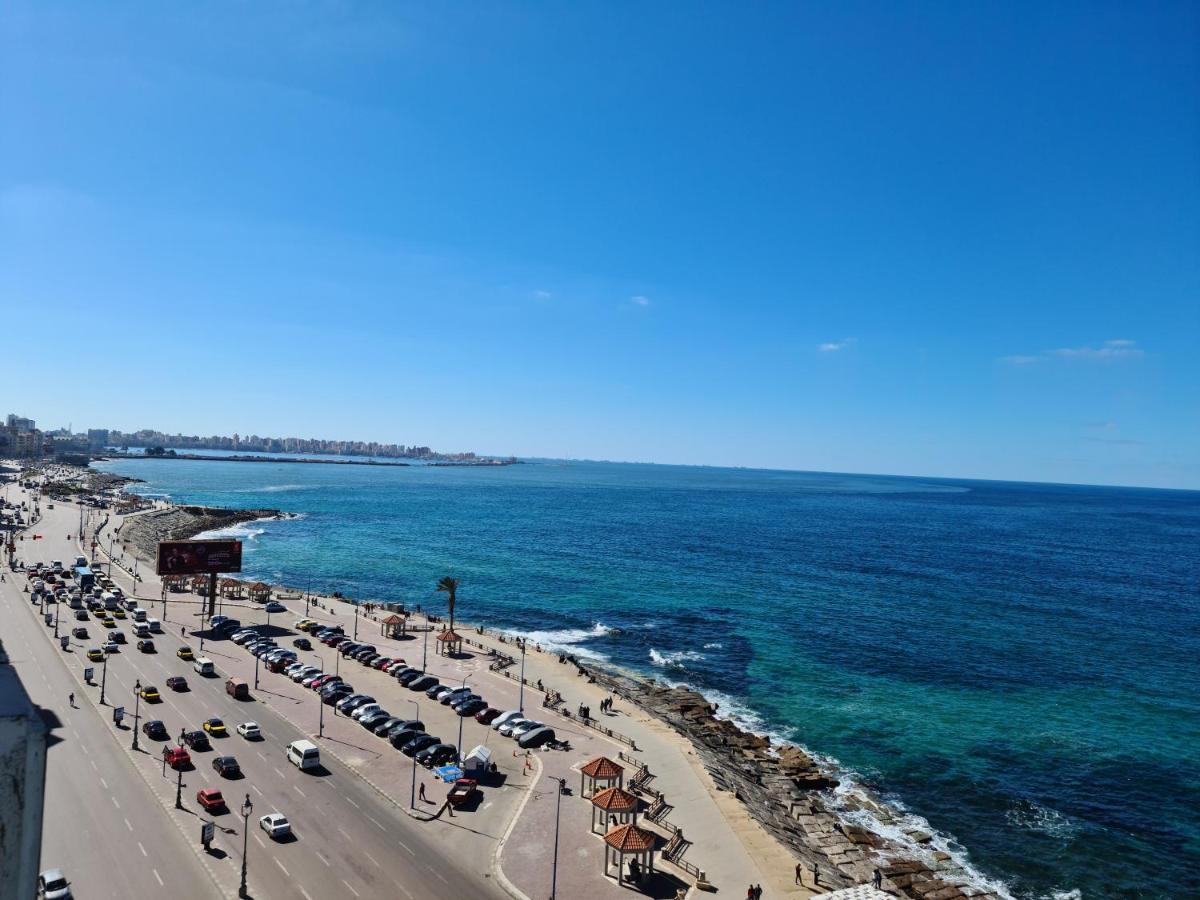 Midpoint Sea View - Families Only Apartment Александрия Екстериор снимка