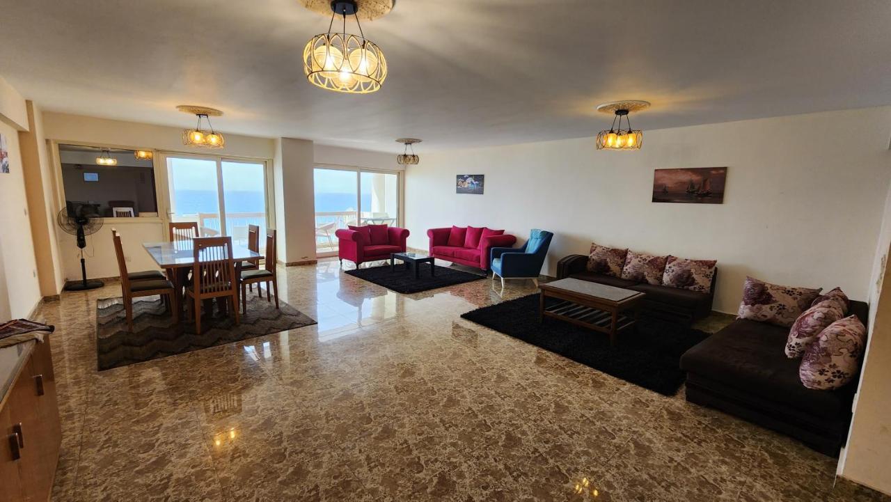 Midpoint Sea View - Families Only Apartment Александрия Екстериор снимка