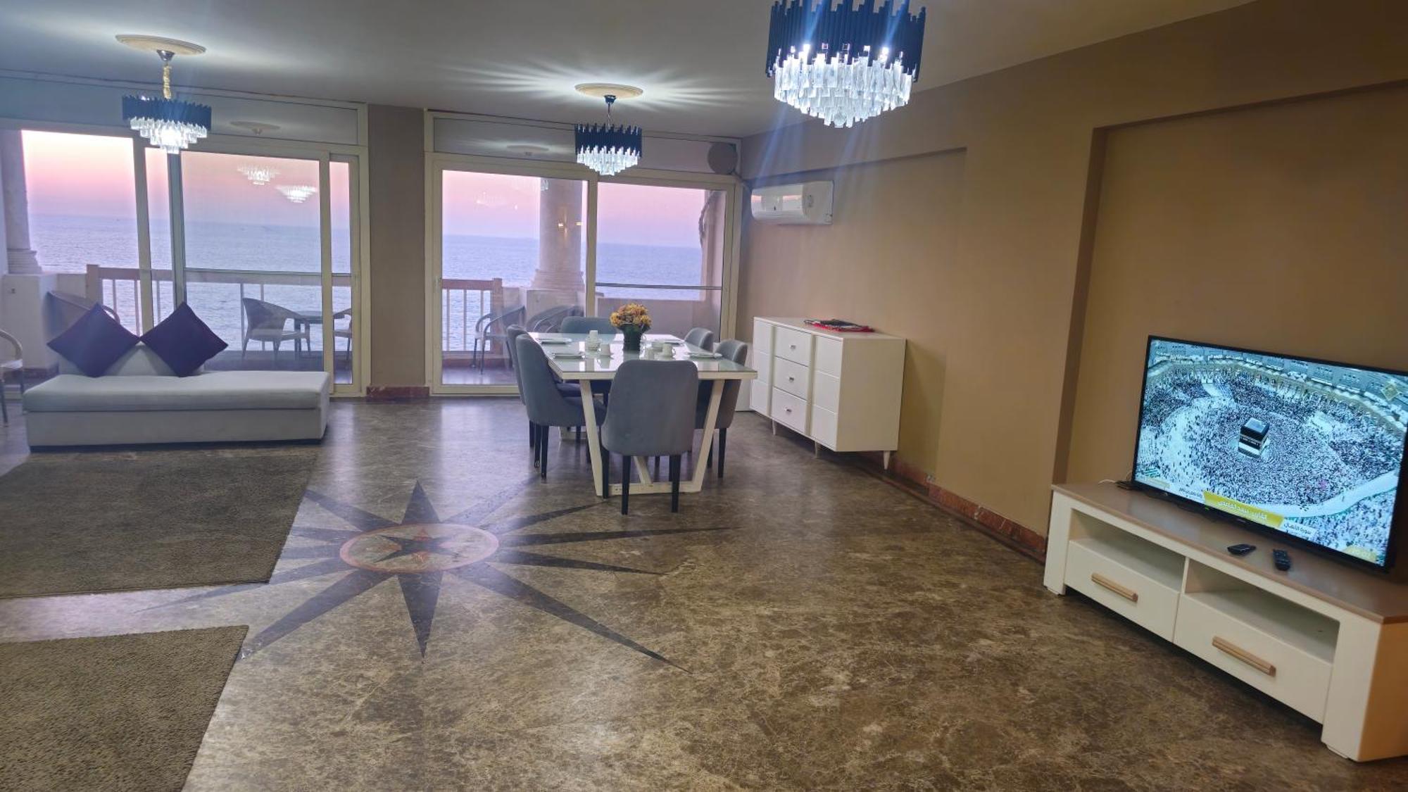 Midpoint Sea View - Families Only Apartment Александрия Екстериор снимка
