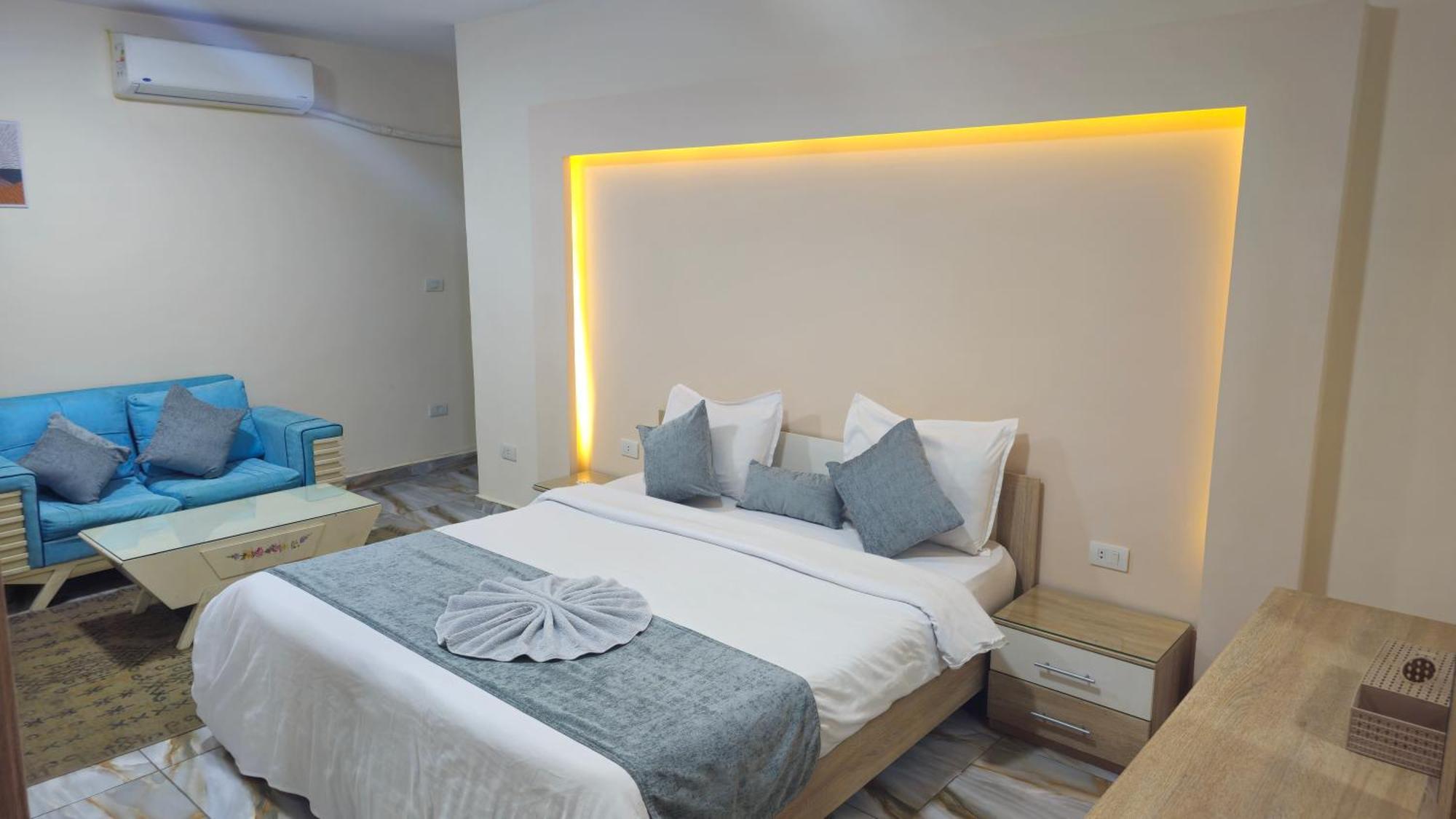 Midpoint Sea View - Families Only Apartment Александрия Екстериор снимка