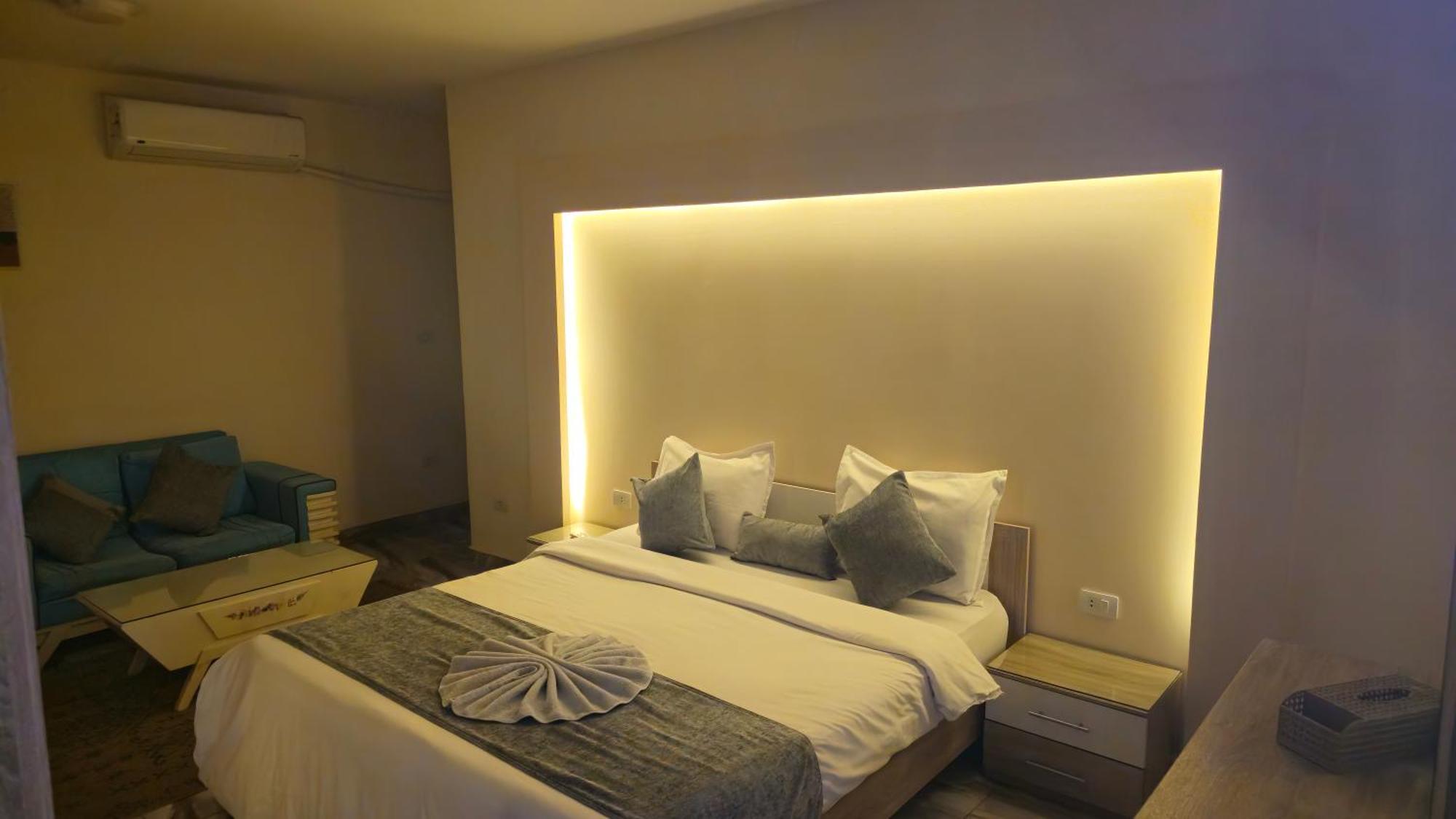Midpoint Sea View - Families Only Apartment Александрия Екстериор снимка